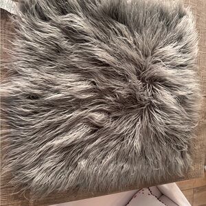 Pottery Barn Luxurious Gray Faux Fur Pillow set of 2 26 x 26